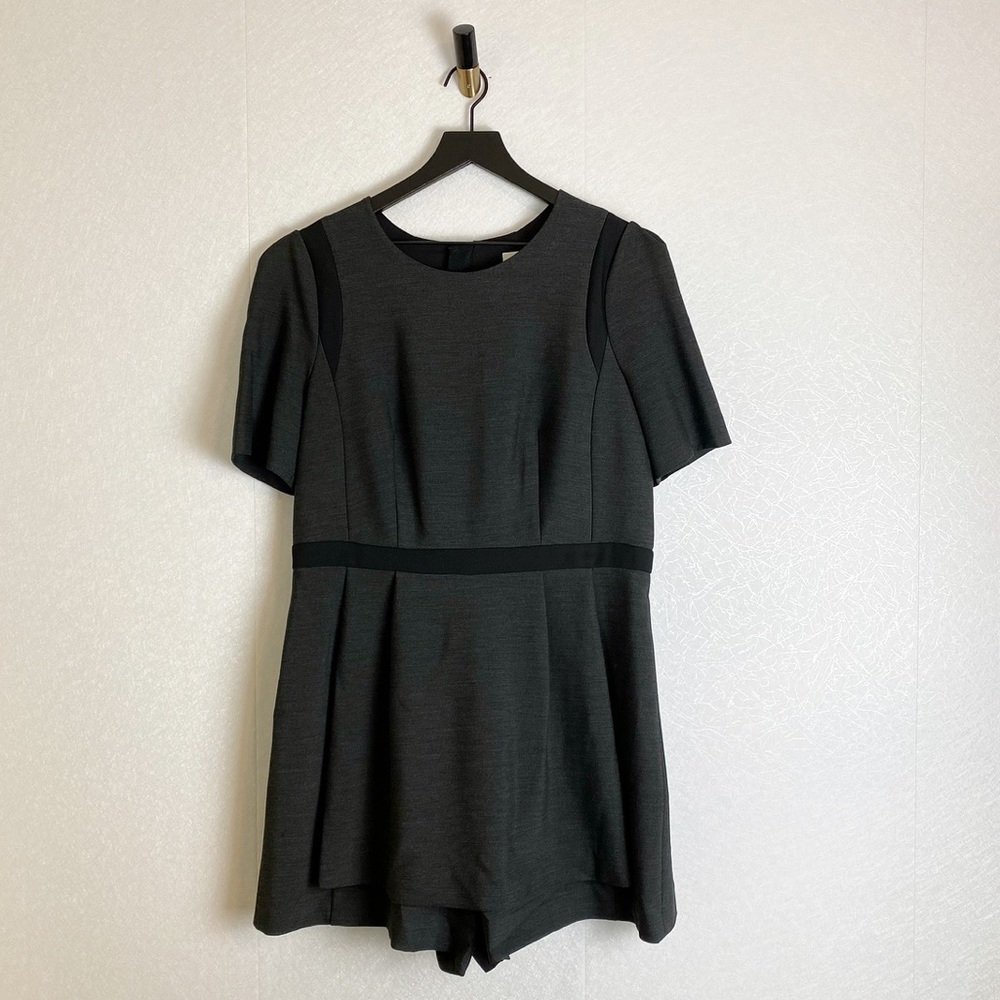 Milly Charcoal Skirted Romper Shorts with Contrast Trim Pleated Puff Shoulder